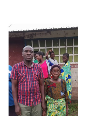 Selevano Thembo with one of the community members at Ndaiga Health Centre