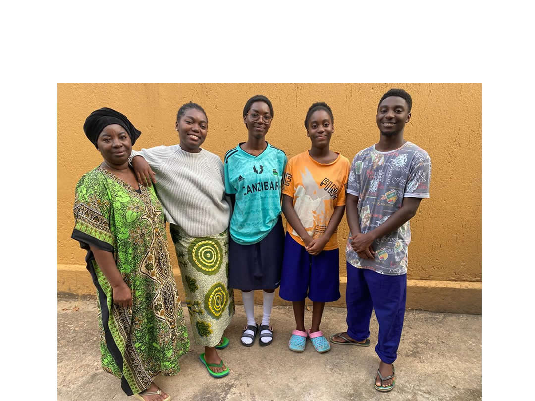 Favour Maombi Vera is a Uganda Christian University student from the Democratic Republic of Congo. Some members of her family are (left to right) Julie Nandengo Mugeruza, the mom; Judith Maombi Luguvi, first-born sister; Bidaha Rehema Rukundo, sister, fourth born; Solace Makoti Sharon, sister, last born; and Makoti Danvick Bidaha, brother, third born.